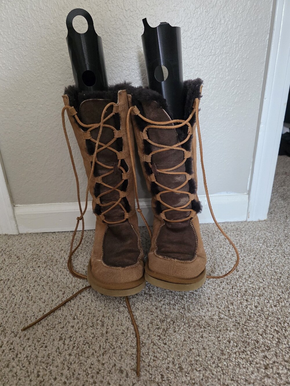 UGG Women's Brown Lace-Up Faux-Fur Winter Boots Size EU 39 US 8